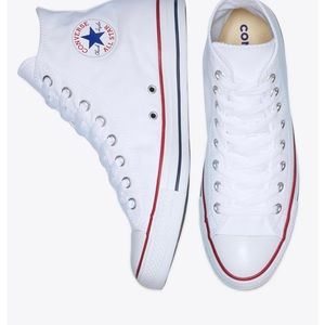 Converse Chuck Taylor’s 8.5